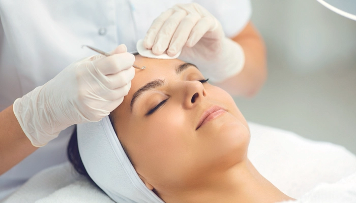 Mụn Đầu Đinh: Dấu Hiệu Nhận Biết Và Cách Xử Lý Kịp Thời